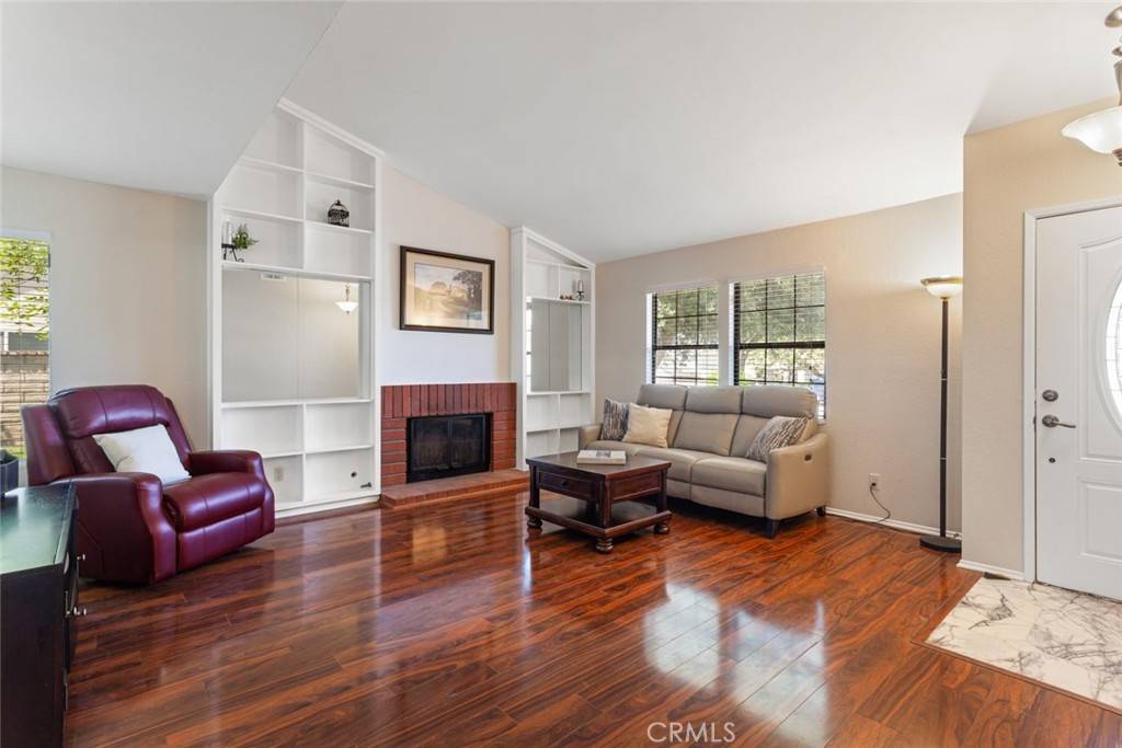 Valencia, CA 91354,28015 Tupelo Ridge DR