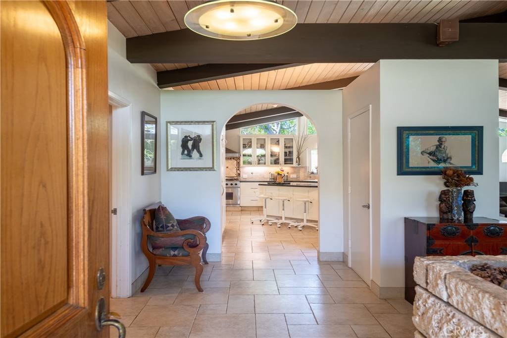 Encino, CA 91316,4314 Coronet DR