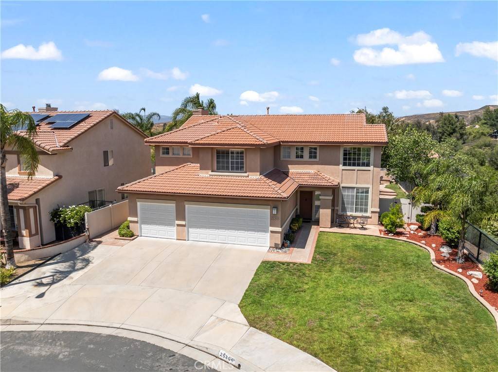 25300 Heather Vale ST, Saugus, CA 91350