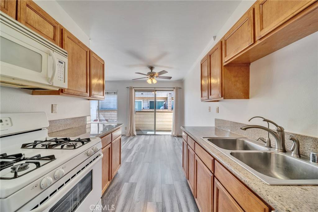 Chatsworth, CA 91311,9900 Jordan AVE #62