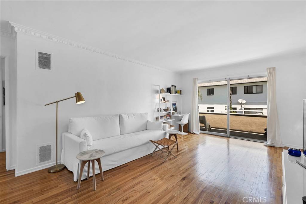 West Hollywood, CA 90046,1330 N Crescent Heights BLVD #12