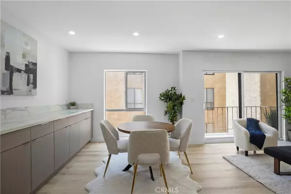 Los Angeles, CA 90046,1730 Camino Palmero ST #316