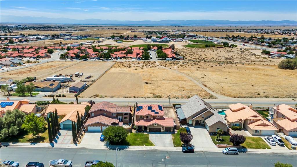 Rosamond, CA 93560,2832 Owens WAY