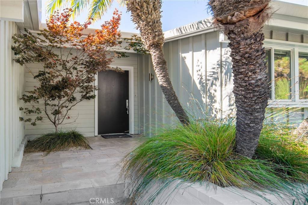 15355 Stonewood TER, Sherman Oaks, CA 91403