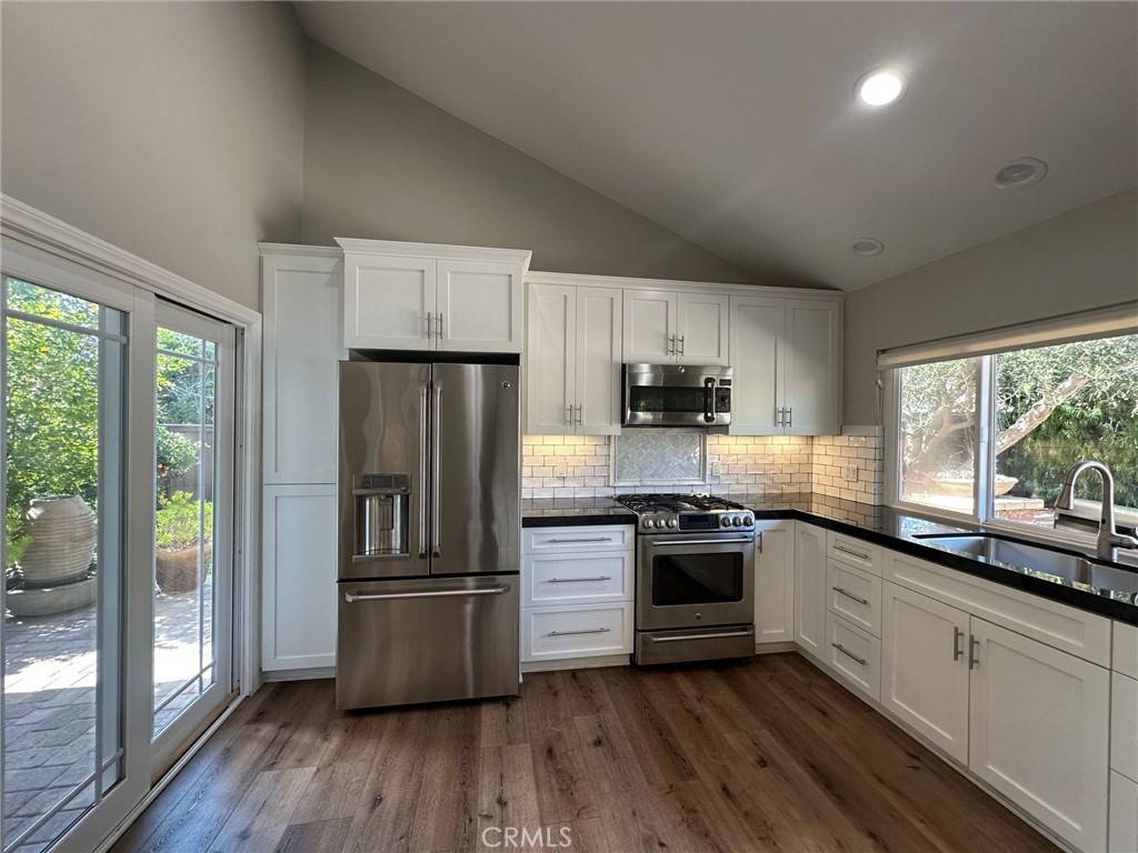 Westlake Village, CA 91362,2909 Salmon River CIR