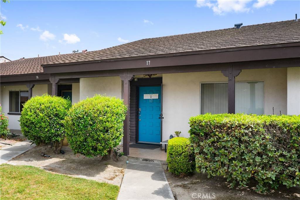 Anaheim, CA 92804,2011 W Katella AVE #17