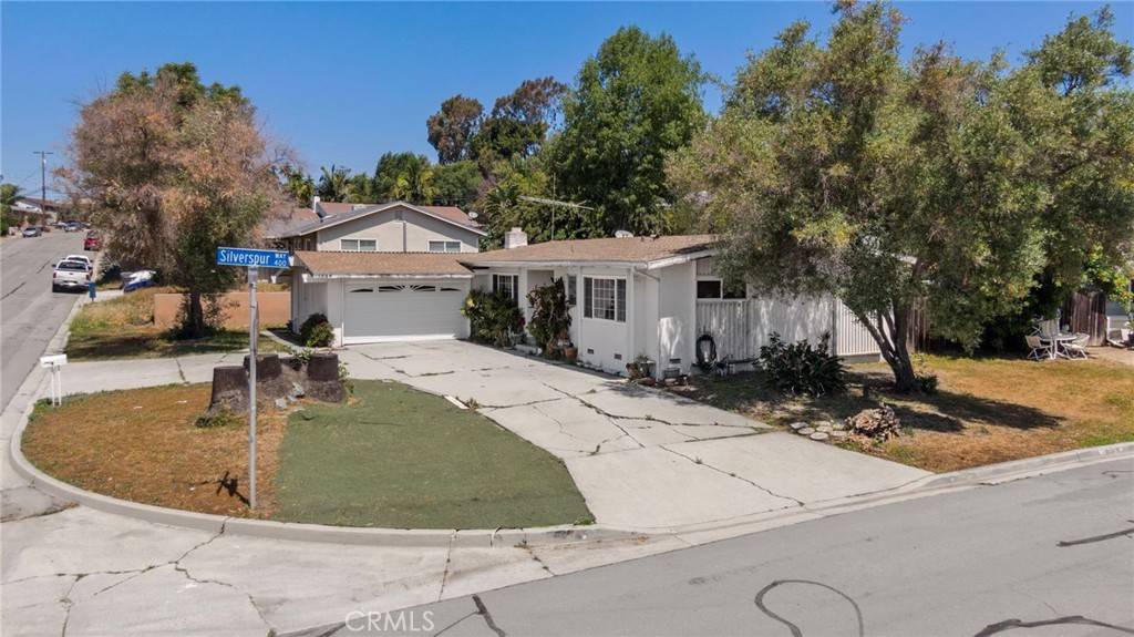 San Marcos, CA 92069,1548 Palomarcos AVE