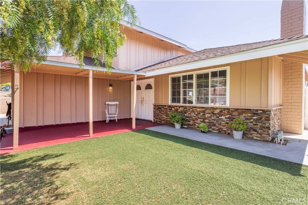 Canyon Country, CA 91351,27852 Rosamond DR