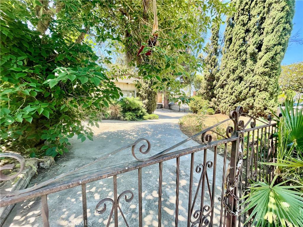 Lake Balboa, CA 91406,15864 Marlin PL