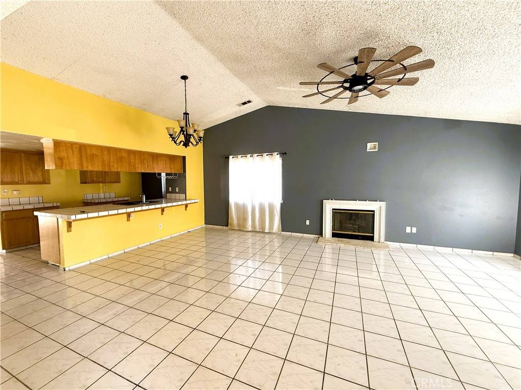 Arvin, CA 93203,1708 Payne DR