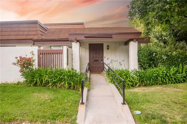 Chatsworth, CA 91311,10171 Valley Circle BLVD #1