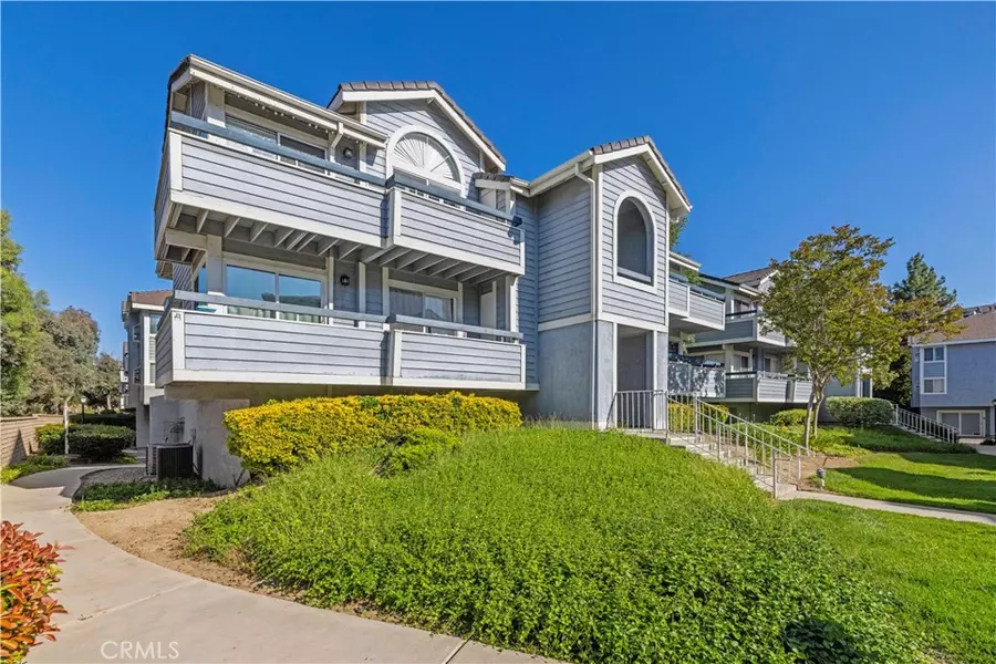 26966 Flo LN #318, Canyon Country, CA 91351