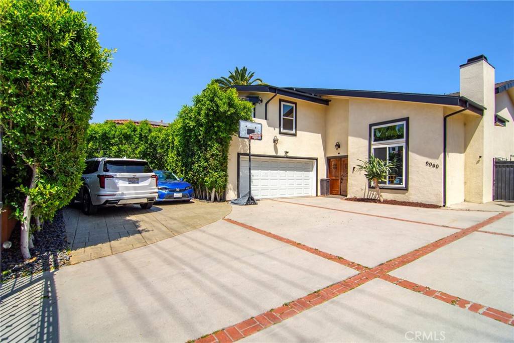 6000 Tampa AVE, Tarzana, CA 91356