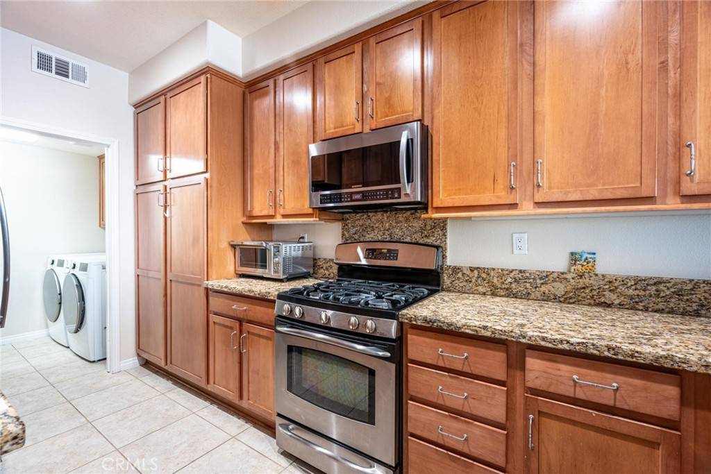 Valencia, CA 91354,23860 Toscana DR