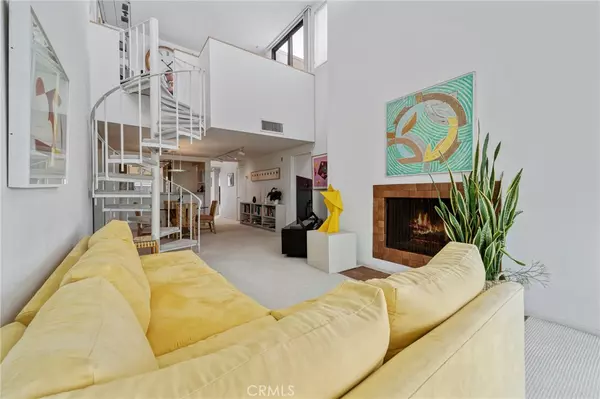 2910 Neilson WAY #503, Santa Monica, CA 90405