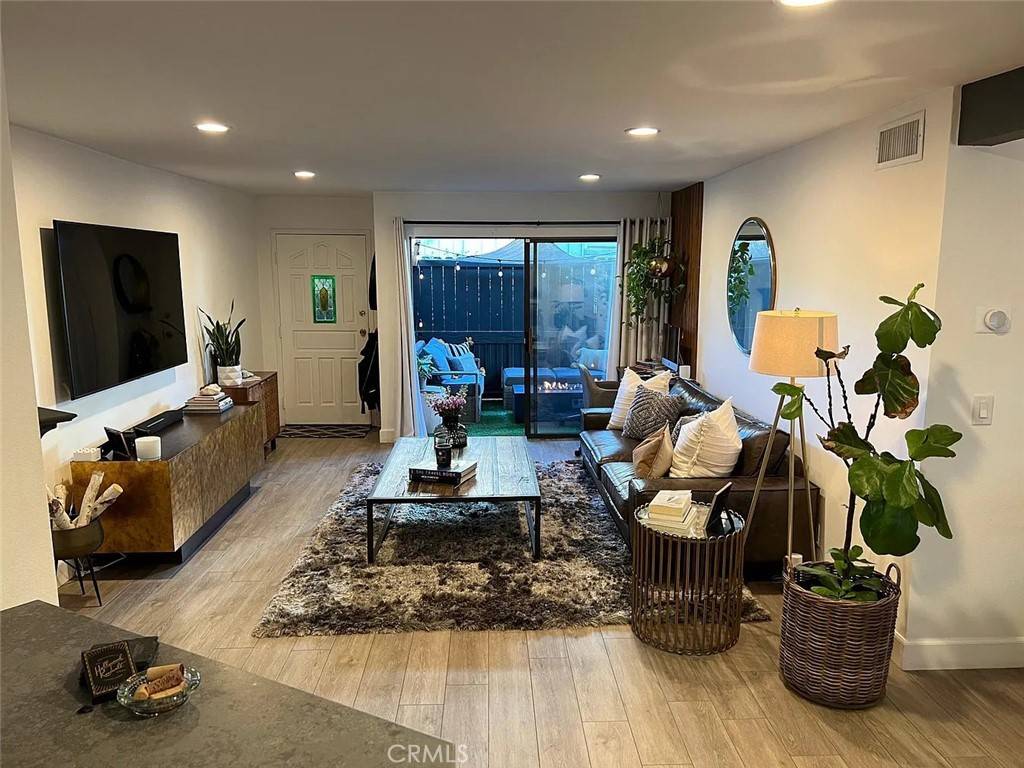 Studio City, CA 91604,12938 Valleyheart DR #2