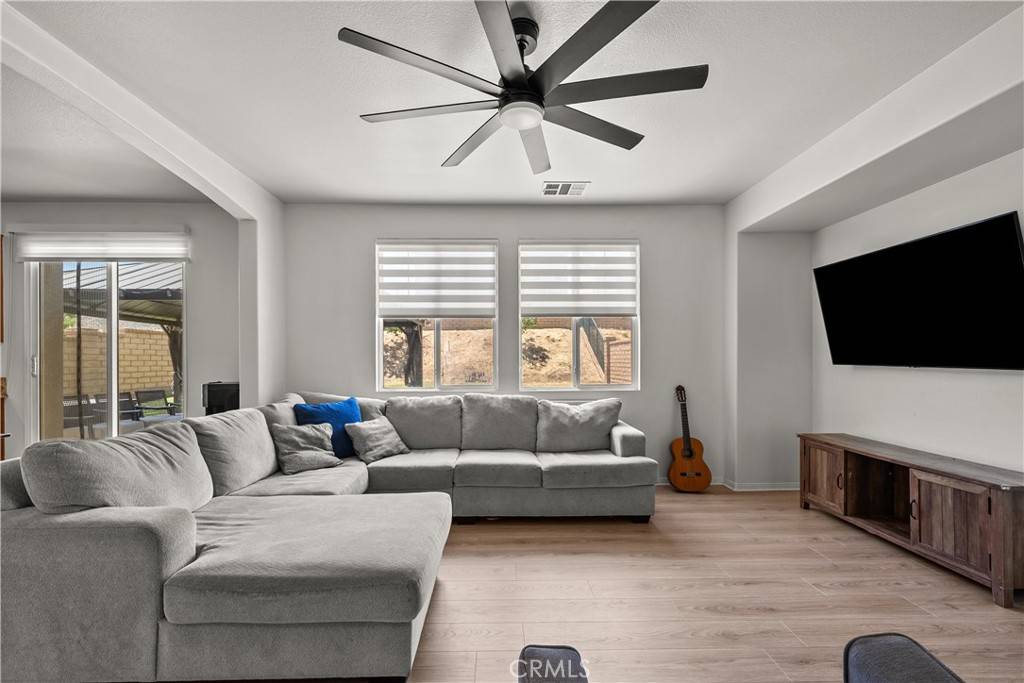 Palmdale, CA 93551,2728 Hornbeam RD