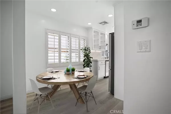 North Hollywood, CA 91601,10848 Huston ST