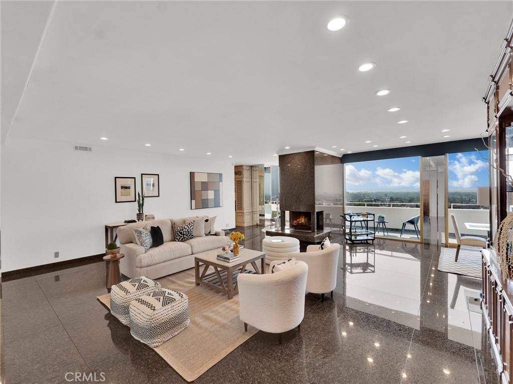Los Angeles, CA 90024,1333 S Beverly Glen BLVD #1006