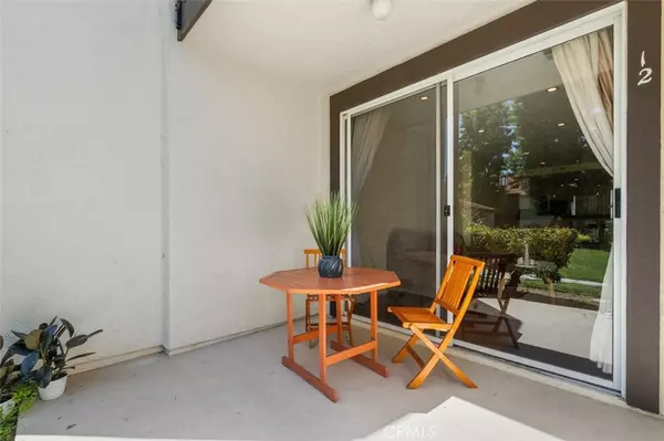 Calabasas, CA 91302,5622 Las Virgenes RD #12
