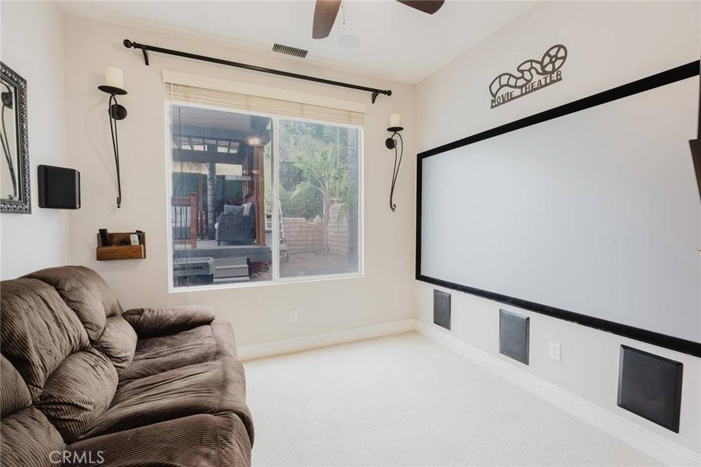 Saugus, CA 91350,20019 Franks WAY
