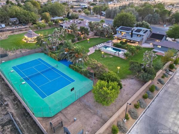 42722 20th ST W, Lancaster, CA 93534