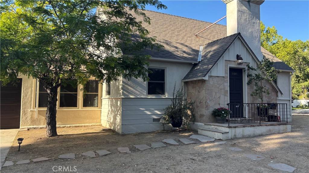 Woodland Hills, CA 91364,21205 Lopez ST