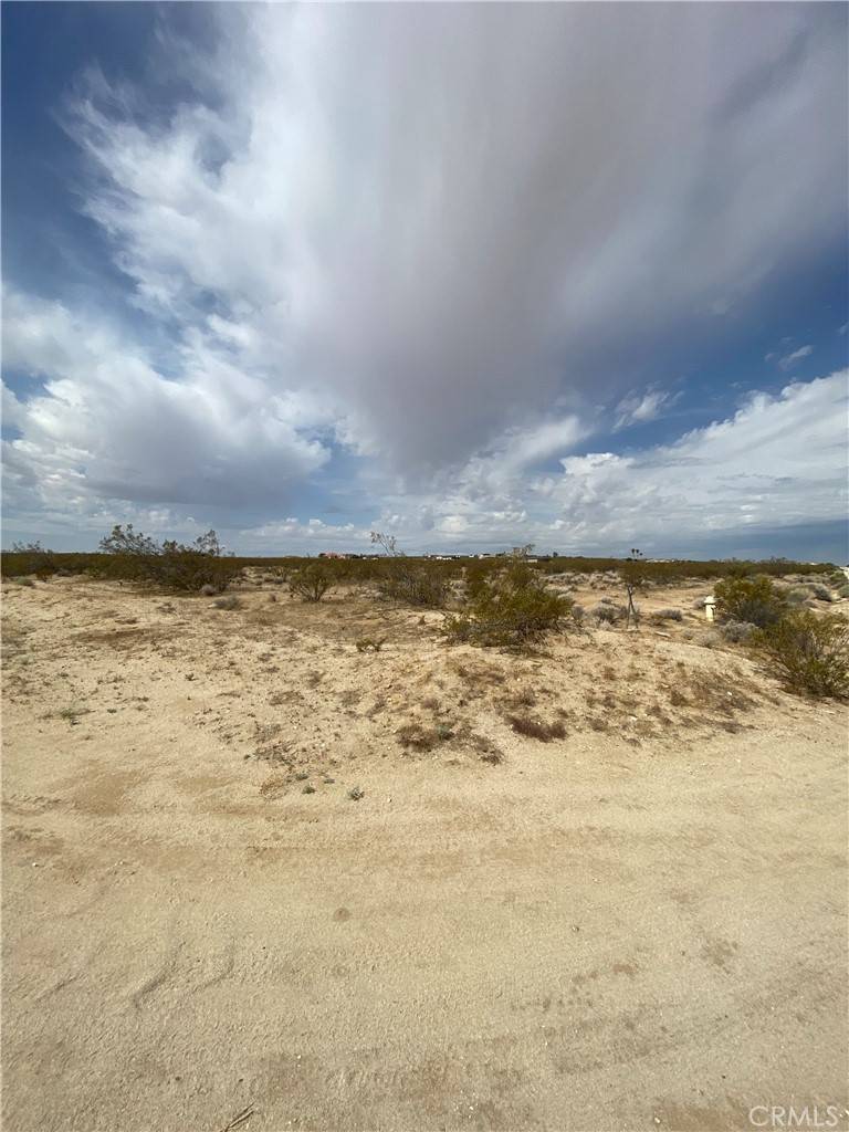 California City, CA 93505,0 Crest Road