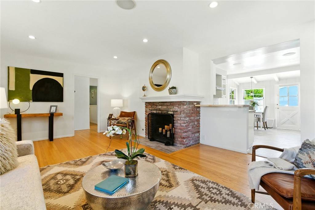 Sherman Oaks, CA 91411,5517 Bevis AVE