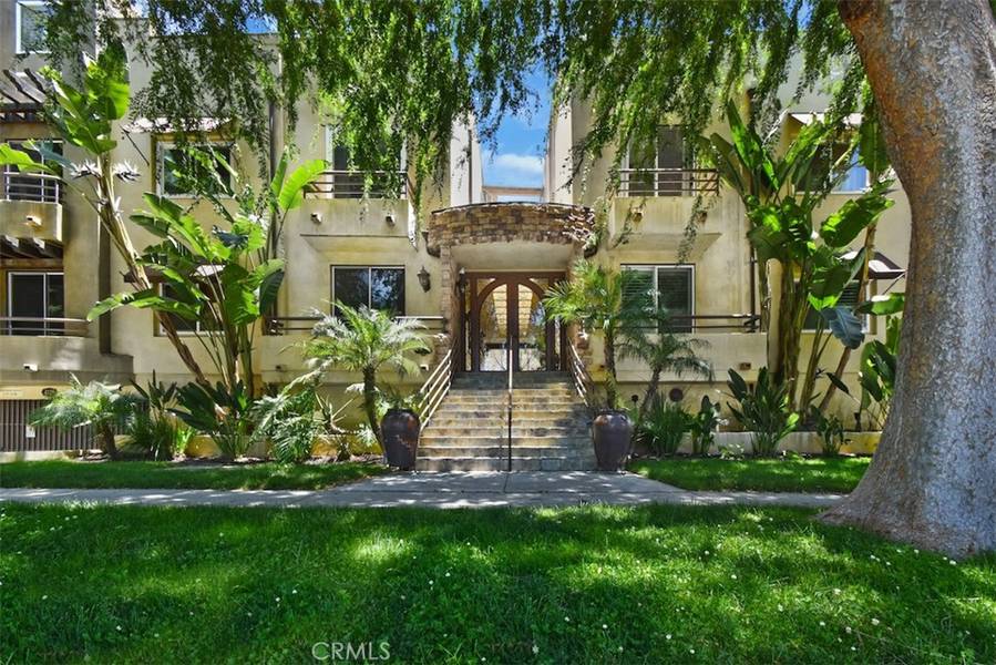 4128 Whitsett AVE #201, Studio City, CA 91604