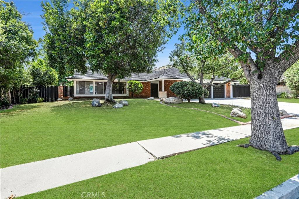 Chatsworth, CA 91311,10915 Remmet AVE