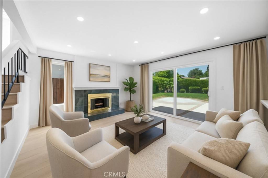 Winnetka, CA 91306,19735 Blythe ST