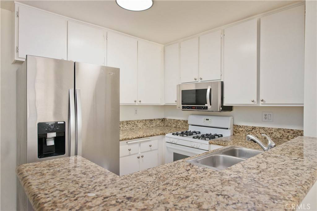 Canyon Country, CA 91351,18820 Mandan ST #407