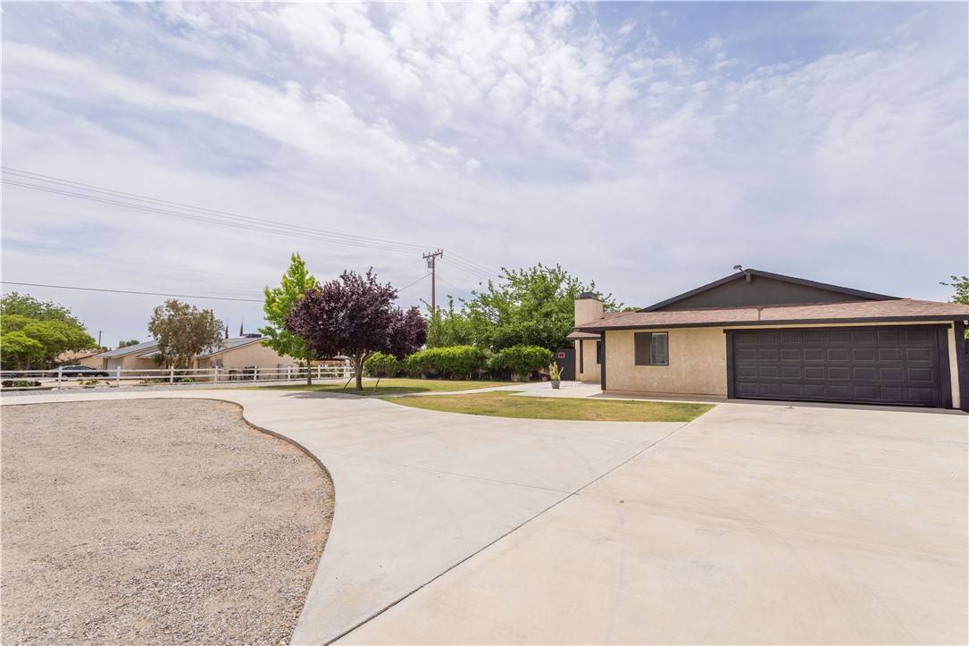 Victorville, CA 92392,14119 Maricopa Rd