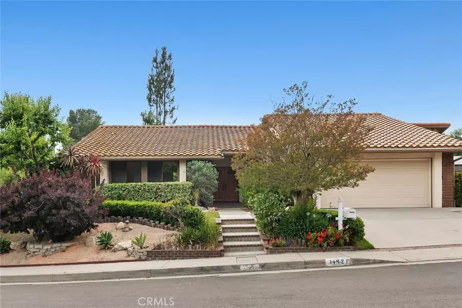 11921 Calle Vista CT, Porter Ranch, CA 91326