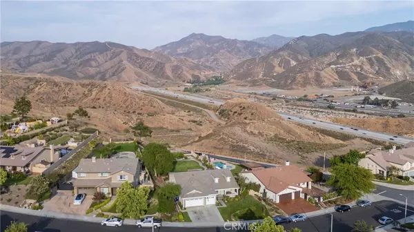 Canyon Country, CA 91387,29320 Sequoia RD