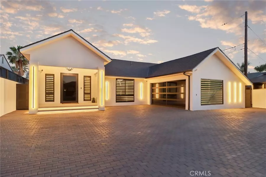 12160 Keswick ST, North Hollywood, CA 91605