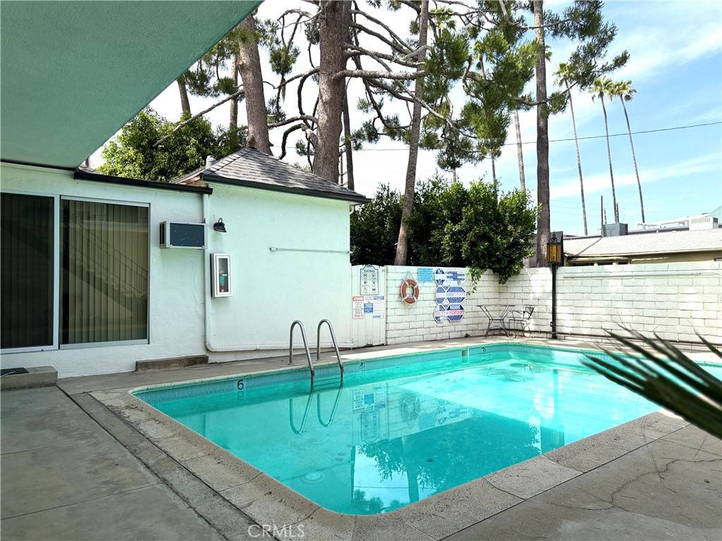 Sherman Oaks, CA 91423,13223 Moorpark ST #1
