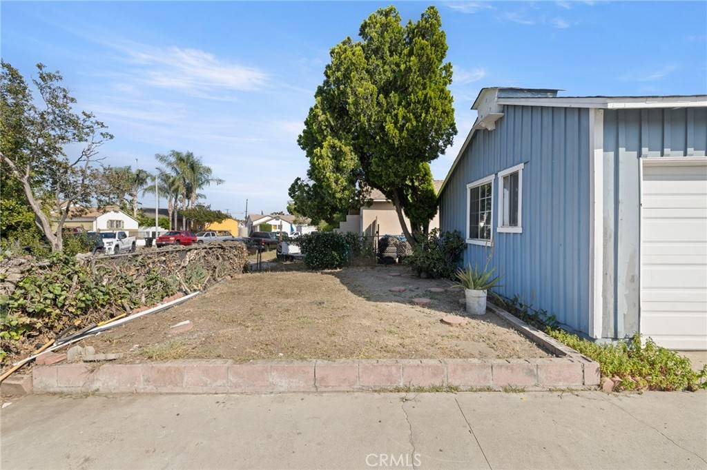 Arleta, CA 91331,9651 Gullo AVE