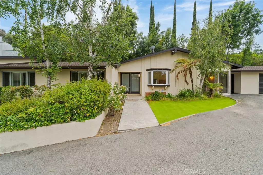 Tarzana, CA 91356,4901 Amigo AVE