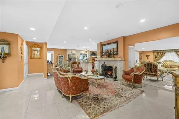 North Hills, CA 91343,16900 Mayall ST