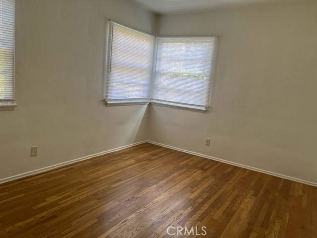 Toluca Lake, CA 91602,10856 Camarillo ST