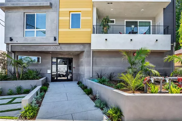 Studio City, CA 91602,10718 Acama ST #301