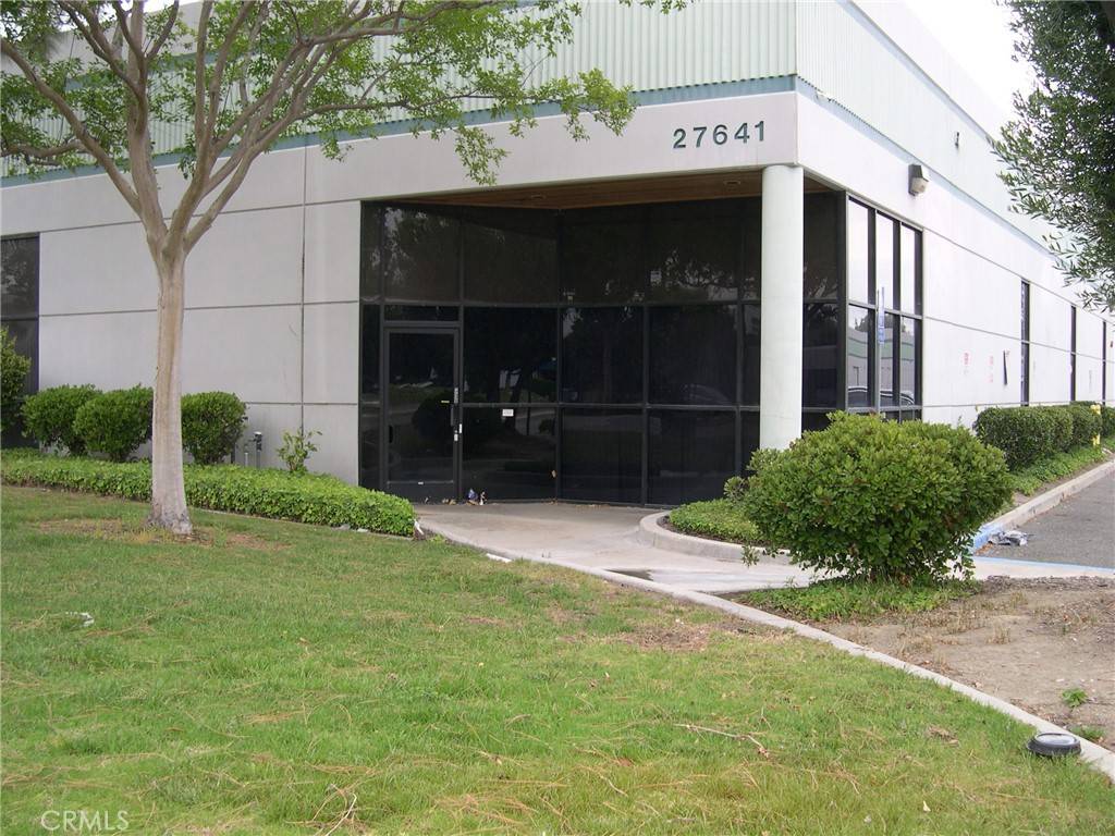 27641 Avenue Scott, Valencia, CA 91355