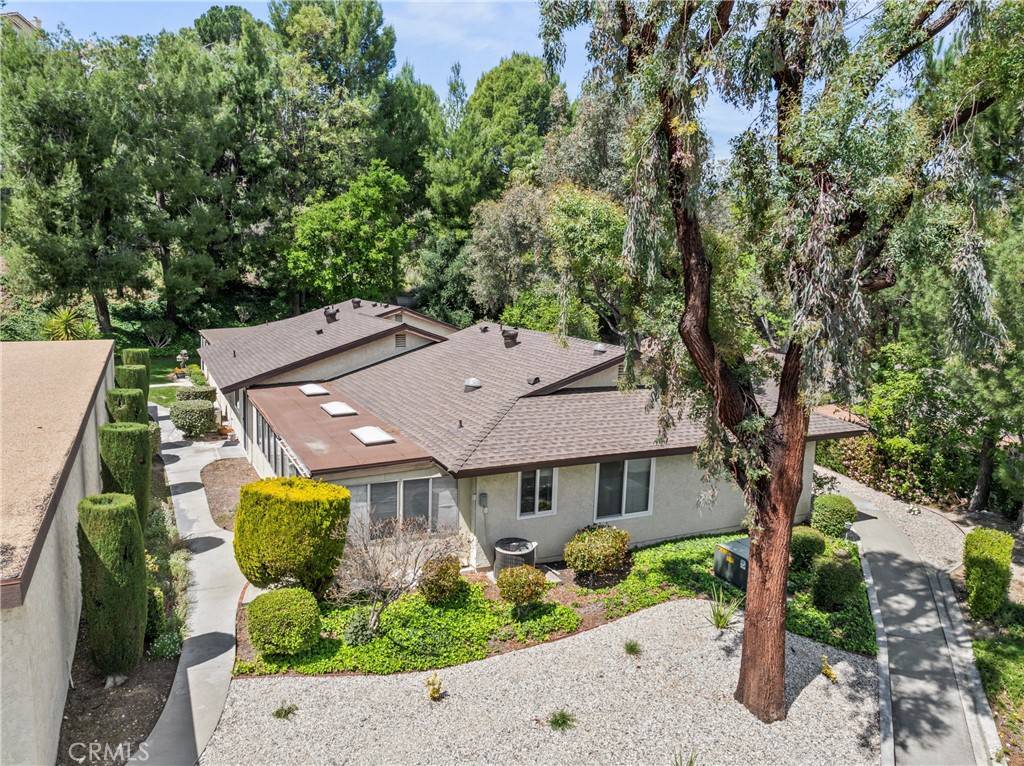 Newhall, CA 91321,26335 Oakspur DR #B