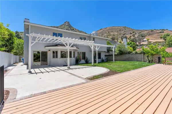West Hills, CA 91307,24647 Gardenstone LN