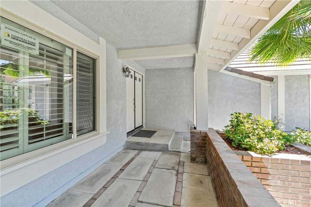 West Hills, CA 91307,24647 Gardenstone LN