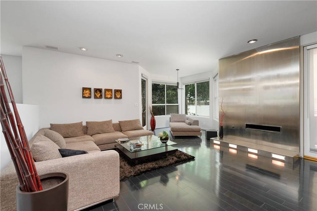 Studio City, CA 91604,12841 Bloomfield ST #103