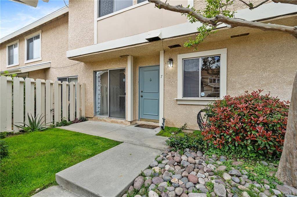 10125 De Soto AVE #7, Chatsworth, CA 91311