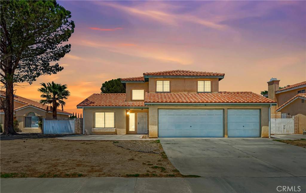 3065 Sabre ST, Rosamond, CA 93560